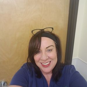 Meet your Posher, Roberta